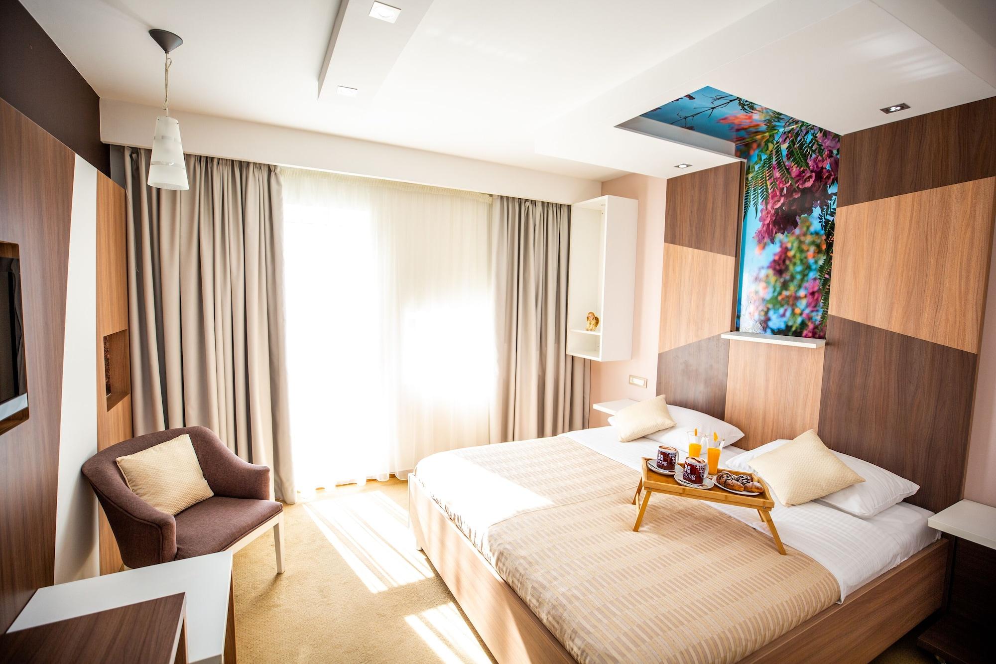Hotel Herceg Меджугорье Экстерьер фото