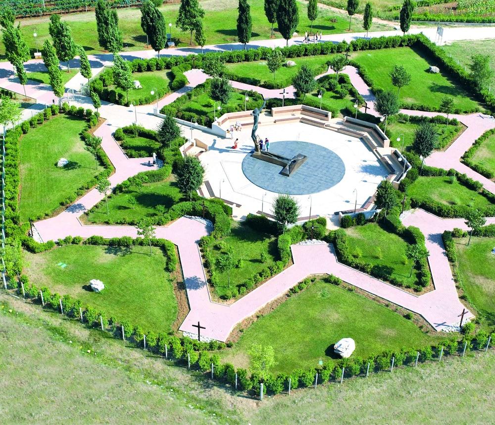 Hotel Herceg Меджугорье Экстерьер фото