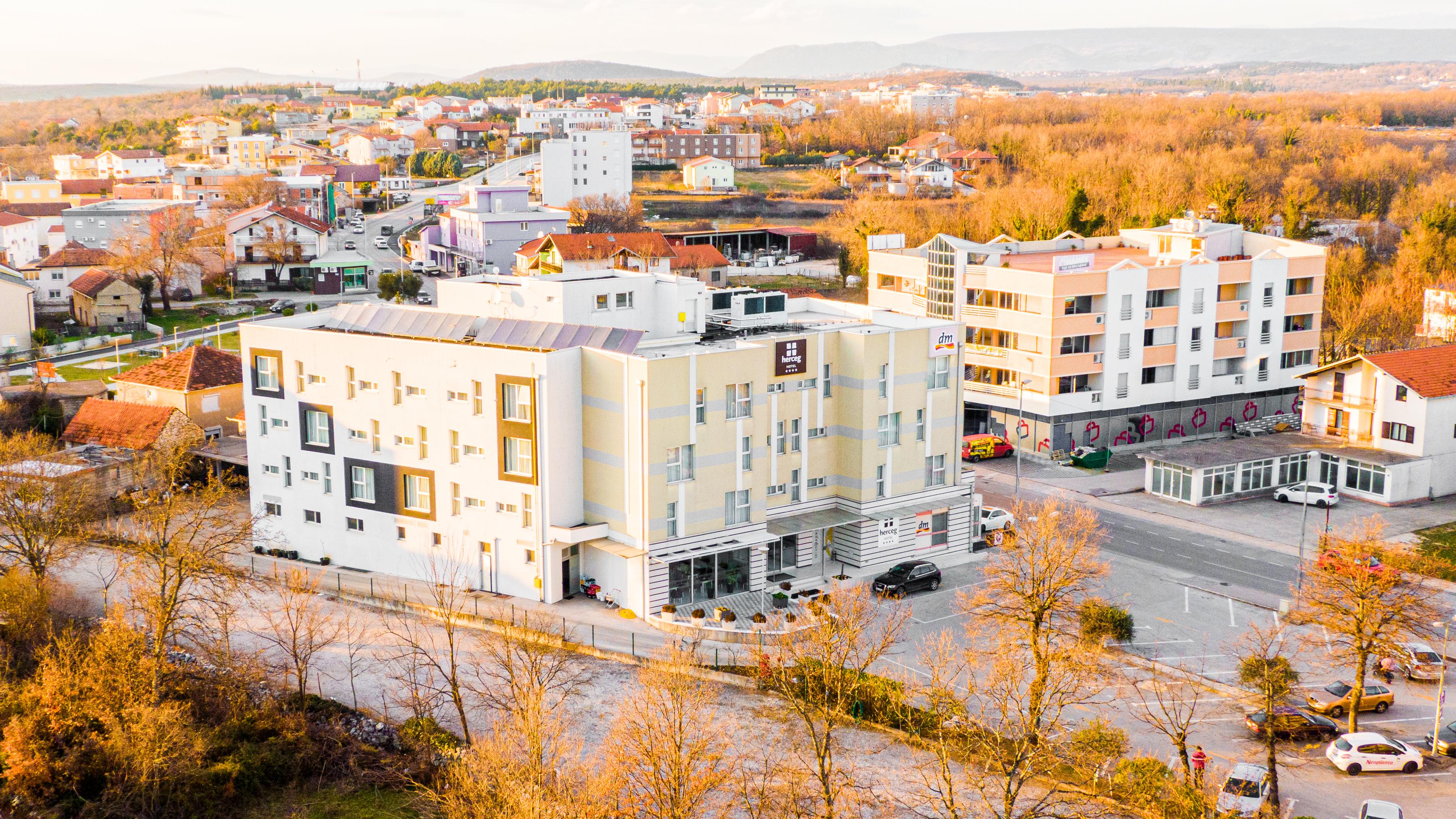 Hotel Herceg Меджугорье Экстерьер фото