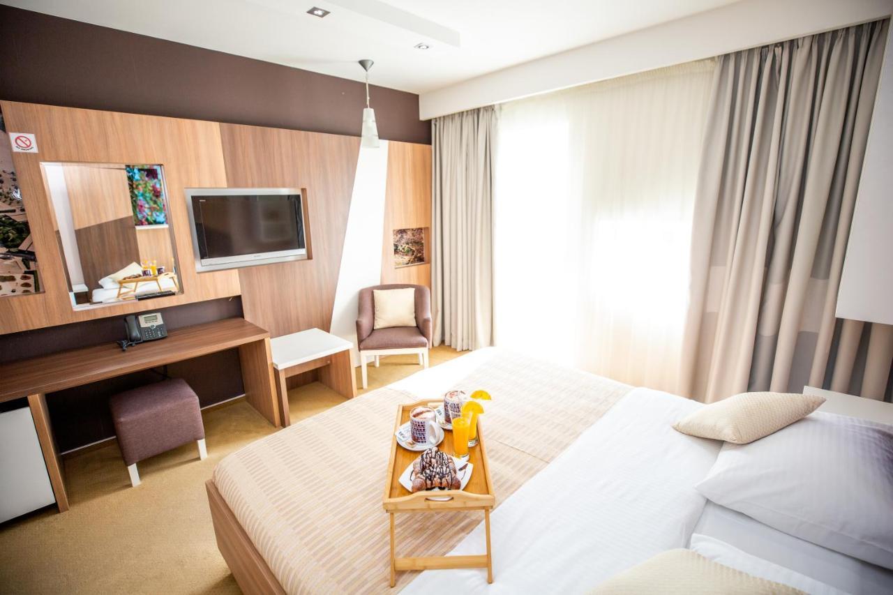 Hotel Herceg Меджугорье Экстерьер фото