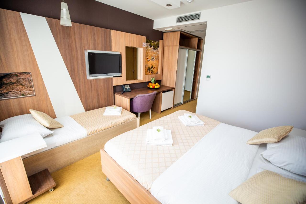 Hotel Herceg Меджугорье Экстерьер фото